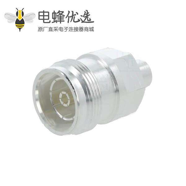 4.3-10连接器50&Omega;用于电缆直插母头IP67防水级