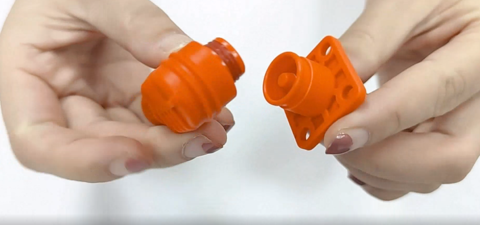 储能连接器安装过程展示